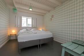 Apartment Near the Beach