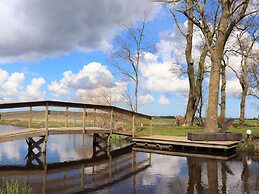 B&B Farm Grutsk in Suwald With Private Harbour