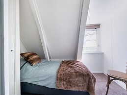 B&B Farm Grutsk in Suwald With Private Harbour