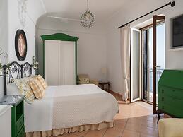 Villa in Nocelle With Amalfi Coast Views