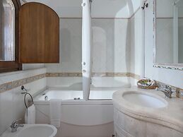 Villa in Nocelle With Amalfi Coast Views