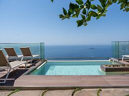Villa in Nocelle With Amalfi Coast Views