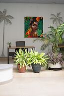 WAIRA SUITES HOTEL