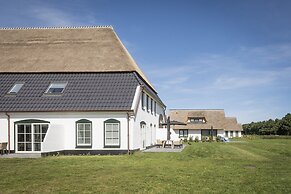 Apartment in De Cocksdorp Near Beach