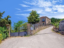 Lavish Sicilian Villa With Pool