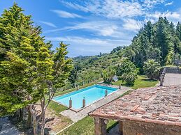 Lavish Sicilian Villa With Pool