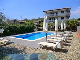 Apt Villa for Families