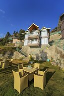 La Belle Vue by Dumnu Homes