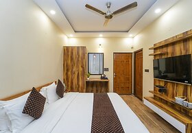 La Belle Vue by Dumnu Homes