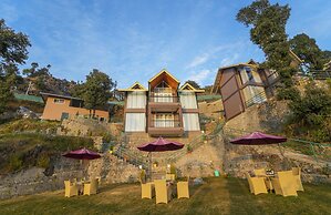 La Belle Vue by Dumnu Homes