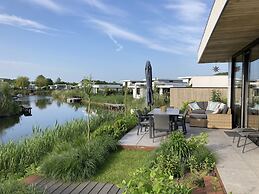 Villa in Zeewolde With Private Jetty
