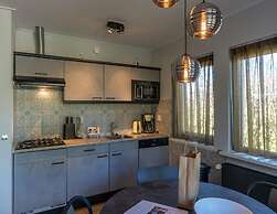 Island Getaway w/ Spa Bath