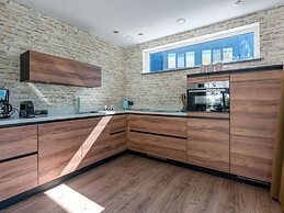 Beautiful Villa With Extensive Wellness