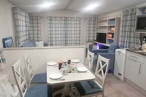 Chalet in Renesse Near Sandy Beaches