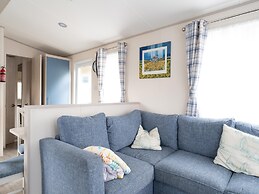 Chalet in Renesse Near Sandy Beaches
