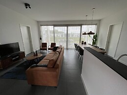 Villa w/ Hot Tub & Jetty