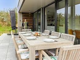 Seaside Getaway With a Beautiful Garden