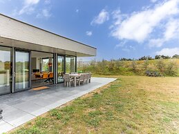 Seaside Getaway With a Beautiful Garden
