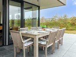 Seaside Getaway With a Beautiful Garden
