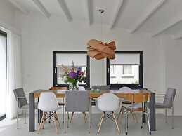 Stylish Home by the Water