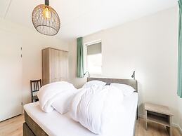 Cozy Retreat With Parking