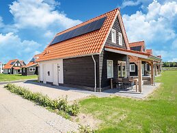 Coastal Getaway w/ Sauna