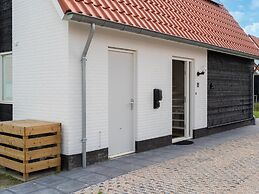 Coastal Getaway w/ Sauna