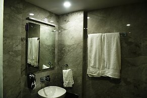 Pacific Inn Sec. 46