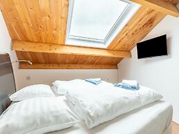 Tranquil Goirle Countryside Home