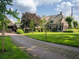 Dwingeloo Farmhouse Retreat