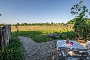 Unique Nature Lodge With Private Sauna and Unobstructed Views