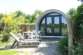 Unique Nature Lodge With Private Sauna and Unobstructed Views