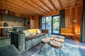 Luxury Wellness Lodge for a Couple