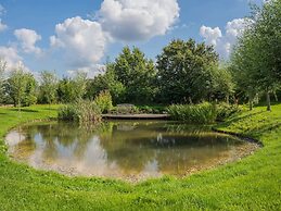 Grandeur Farmhouse in Dwingeloo