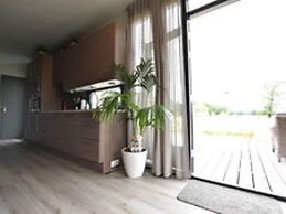 Peaceful Chalet Close to Norg