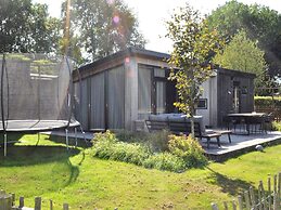 Peaceful Chalet Close to Norg