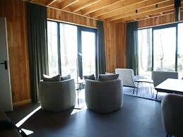 Wellness Retreat With Private Hot Tub