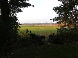Fine Vacation Home Near Lemelerberg