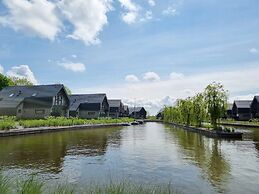 Water Villa in Balk With Lake Access
