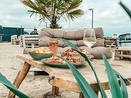 Apartment Sneekermeer With Water Sports Access