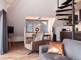 Apartment Sneekermeer With Water Sports Access