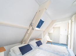 Waterside Stay With Private Jetty