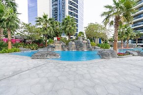GLOBALSTAY. DAMAC Tower Paramount