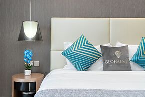 GLOBALSTAY. DAMAC Tower Paramount