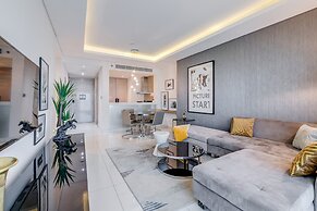 GLOBALSTAY. DAMAC Tower Paramount