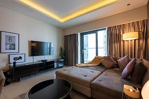 GLOBALSTAY. DAMAC Tower Paramount