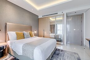 GLOBALSTAY. DAMAC Tower Paramount