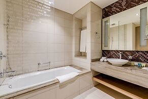 GLOBALSTAY. DAMAC Tower Paramount