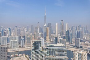 GLOBALSTAY. DAMAC Tower Paramount
