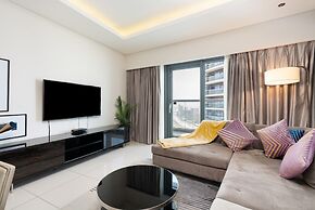 GLOBALSTAY. DAMAC Tower Paramount